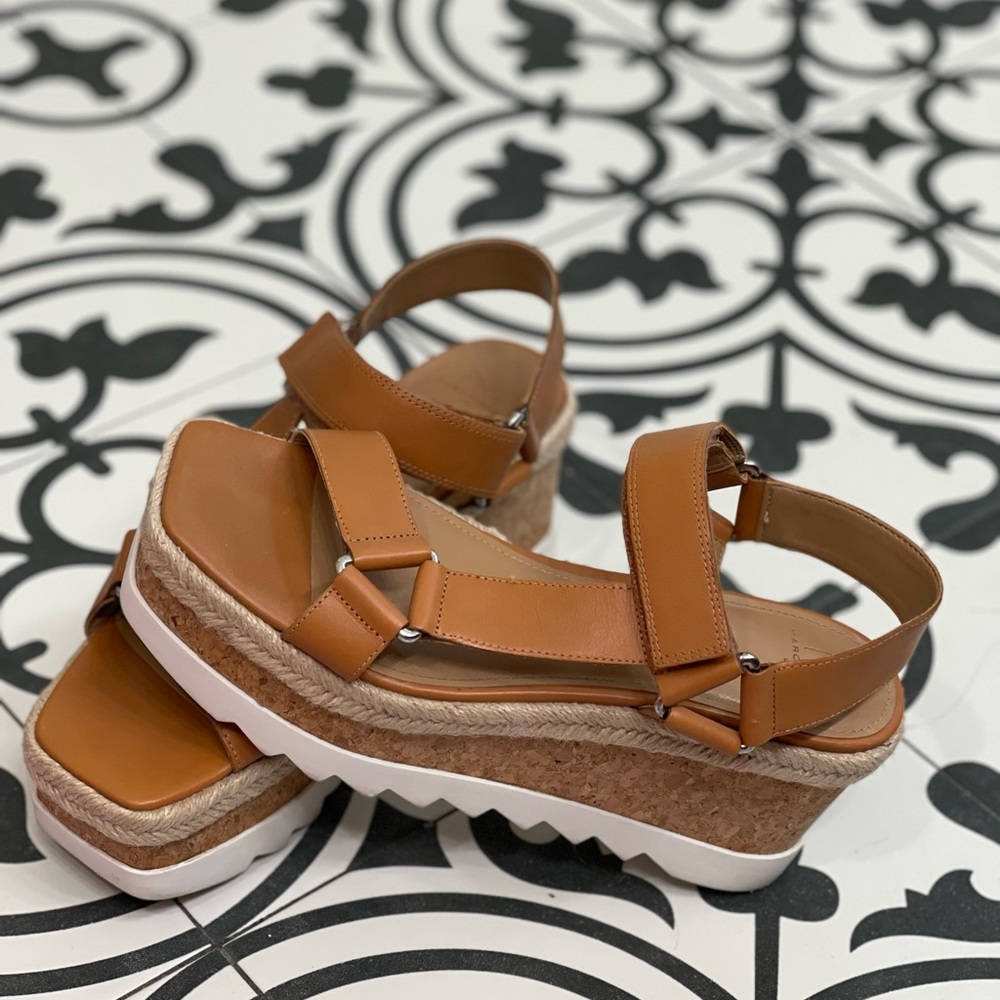 Marc Fisher gylian platform wedge sandal